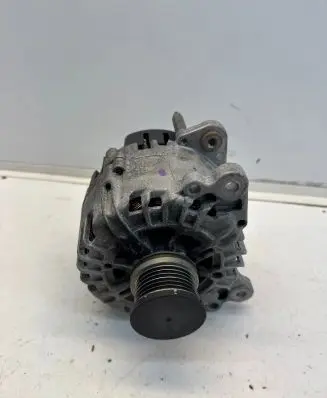 Skoda Kamiq Generator/alternator 04L903021A 2715269C 320007067