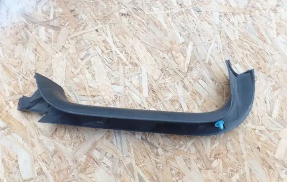 Hyundai i30 Tailgate/trunk side cover trim 