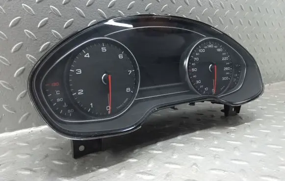 Audi A8 S8 D4 4H Speedometer (instrument cluster) 4H0920930L 0263670125