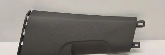 (B) pillar trim (bottom)