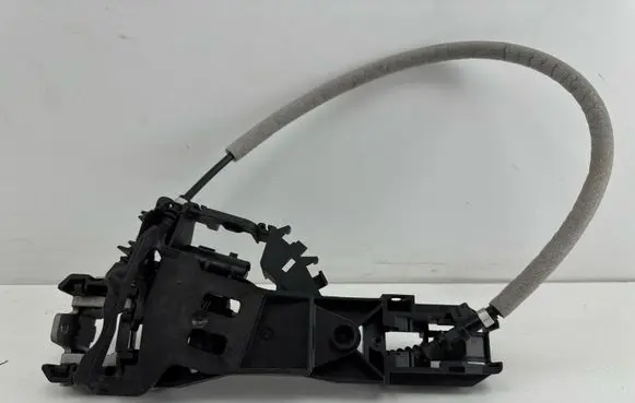 Volkswagen Golf VIII Front door exterior handle/bracket 5H0837470