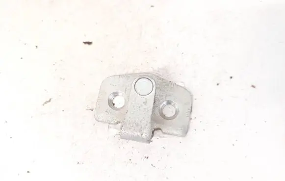 Opel Astra H Front door lock loop/hook striker 