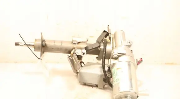 Nissan Micra Power steering pump 6990001563