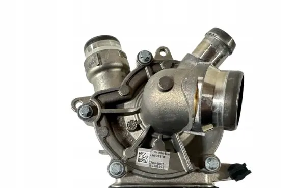Mercedes-Benz CLA C118 X118 Water pump A2602004100