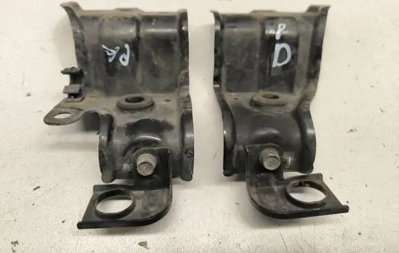 Honda CR-V Radiator support slam panel bracket 