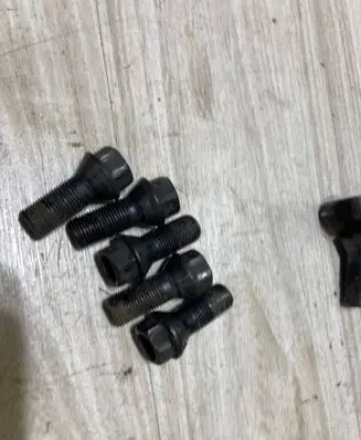 BMW 3 G20 G21 Nuts/bolts 