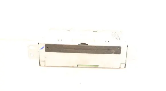 Radio/GPS head unit trim