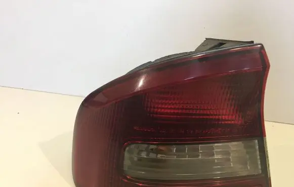 Subaru Legacy Rear/tail lights 2SD935709