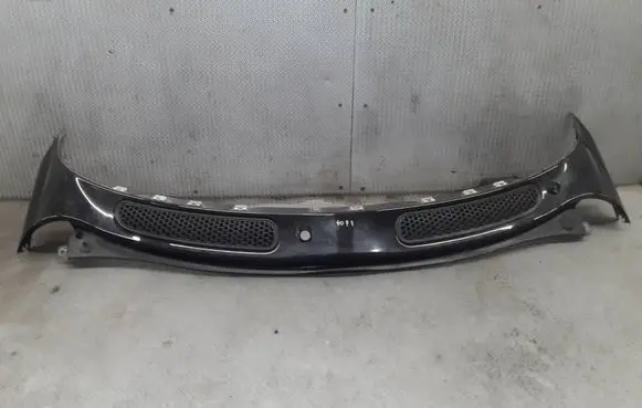 Mini One - Cooper R50 - 53 Wiper trim