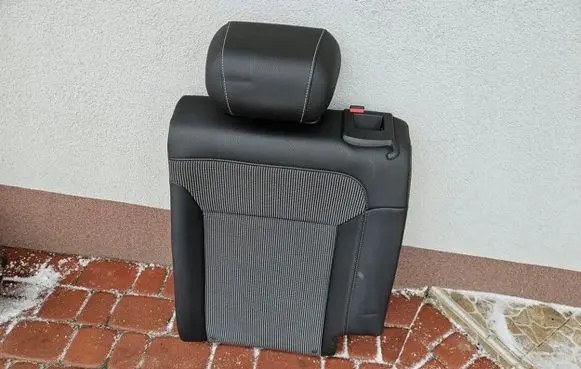 Opel Astra J Rear seat 51TYS