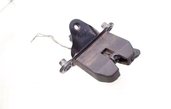 Skoda Octavia Mk2 (1Z) Tailgate/trunk/boot lock/catch/latch 1Z5827501D