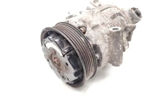 Volkswagen Golf V Air conditioning (A/C) compressor (pump) 6Q0820803D 4472208127