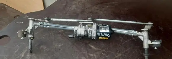 Citroen Berlingo Front wiper linkage and motor 9816558880