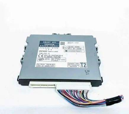 Lexus RX 450H Keyless (KESSY) go control unit/module 8999048081 2325005134