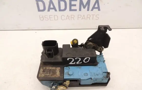 Volvo S60 Front door lock D220
