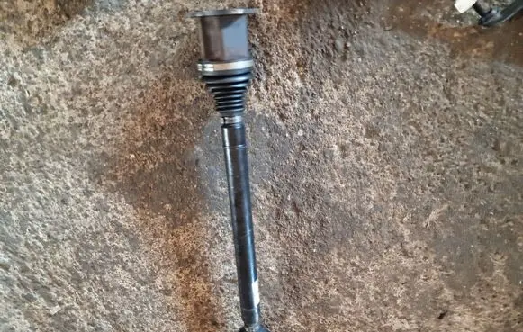 Volkswagen Touran III Front driveshaft 3Q0407272AT