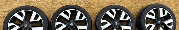 Nissan Juke I F15 R19 alloy rim 