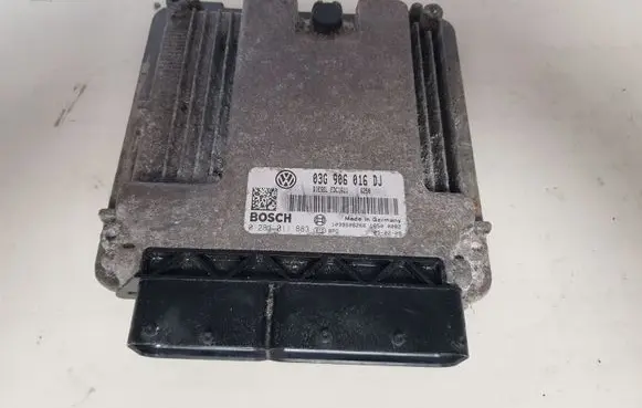 Skoda Octavia Mk2 (1Z) Engine control unit/module 03G906016DJ