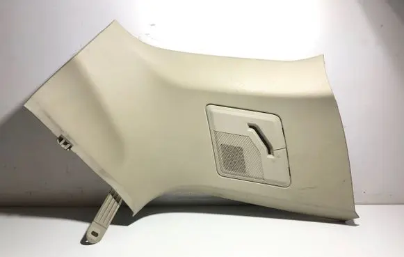 Volvo XC90 Tailgate trim 10158