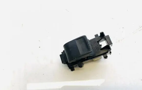 Toyota Yaris Electric window control switch