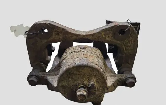 Hyundai Tucson JM Front brake caliper