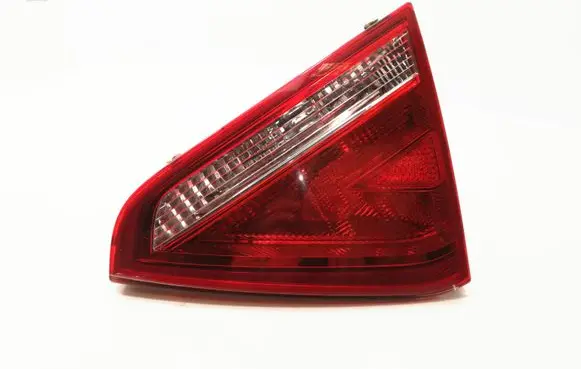 Audi A5 8T 8F Tailgate rear/tail lights 8T0945094
