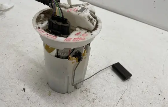 Ford Fiesta In-tank fuel pump C1B19H307AE