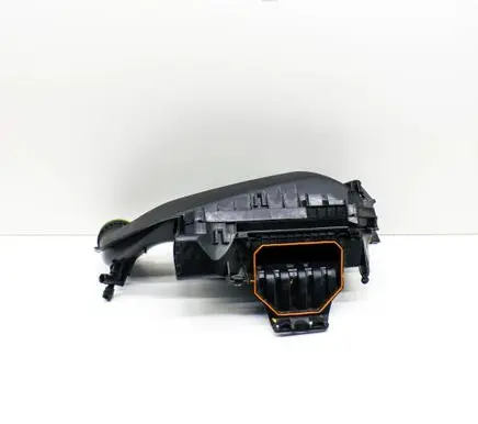 Mercedes-Benz C W205 Air filter box A2640905800