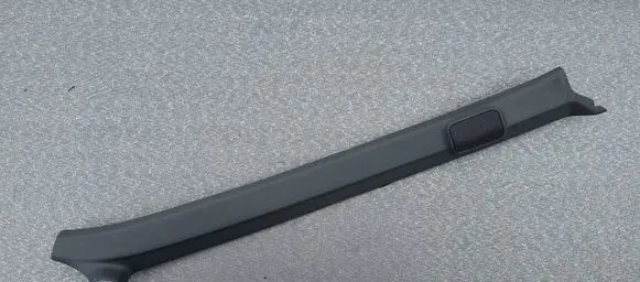 (A) pillar trim