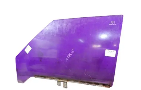 Daewoo Polonez Front door window glass four-door 