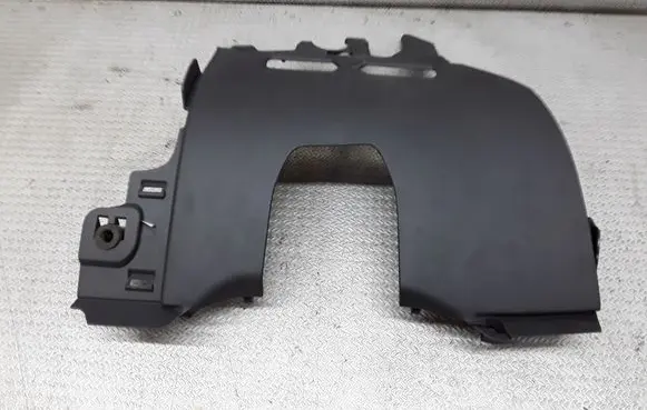Volvo S40 Dashboard lower bottom trim panel 