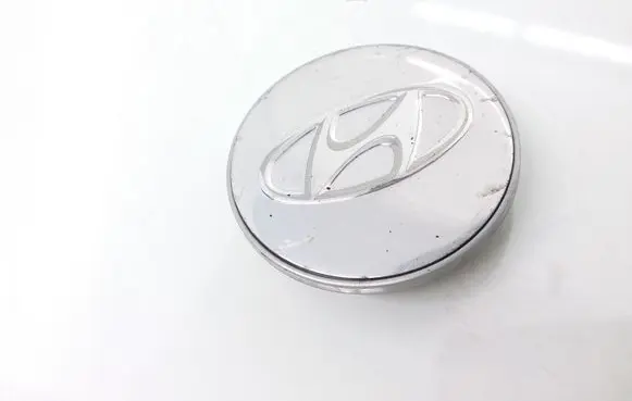 Hyundai Santa Fe Non-original wheel cap 