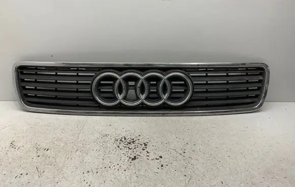 Audi A4 S4 B5 8D Front grill 8D0853651J