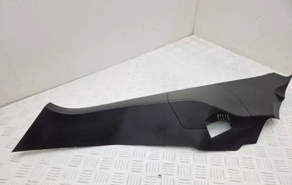 Renault Scenic E-Tech V Rear seat side bottom trim 769377911R 769358768R