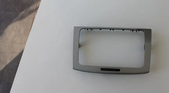 Radio/GPS head unit trim