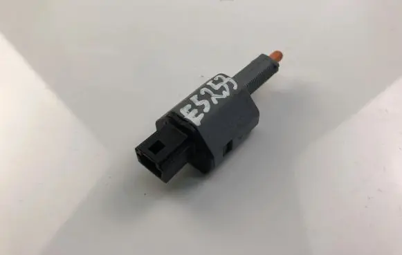 Volvo XC40 Brake pedal sensor switch 32212362