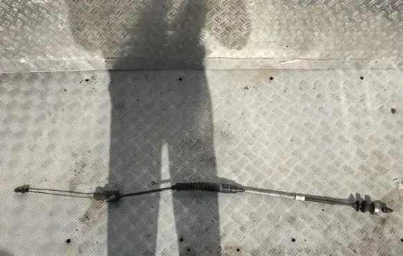 Renault Laguna I Clutch cable 7700413205