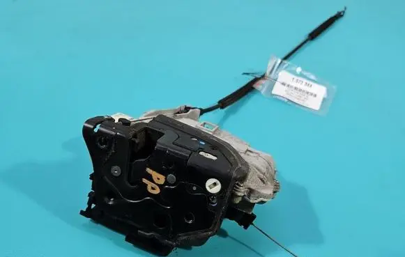 Seat Leon (1P) Front door lock 1P1837016 IMPRK1572944