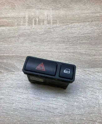 BMW 3 E46 Hazard light switch 8368920