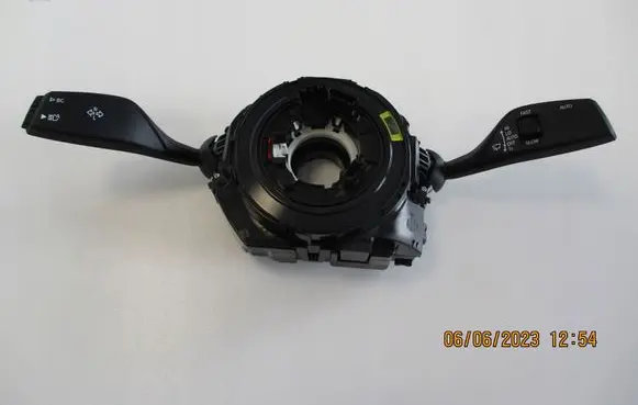 BMW 2 Active Tourer U06 Central console control unit 8574399