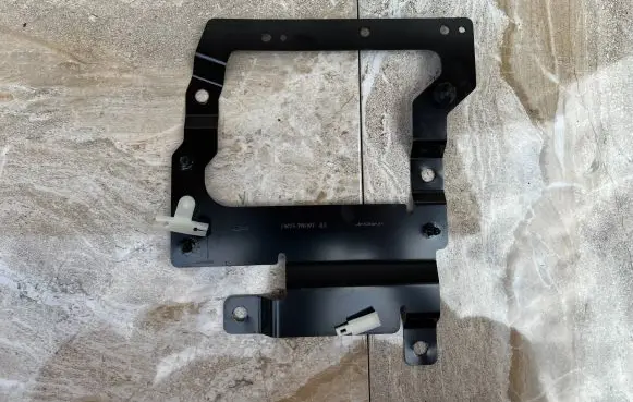 Jaguar XJ X351 Bracket in trunk/boot FW9319G307AC