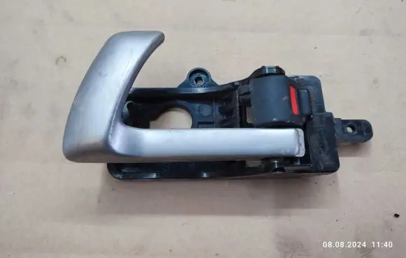 Front door interior handle