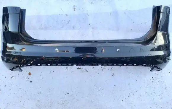 Volkswagen Touran III Rear bumper 5TA807421AB