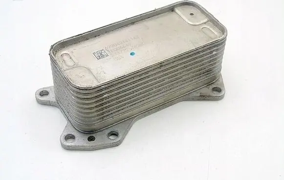 Chrysler Pacifica Engine oil radiator 6790424411A3