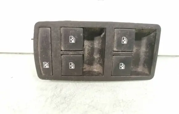 Opel Insignia A Electric window control switch 13301745 211584 9051