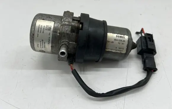 BMW 3 G20 G21 Vacuum pump 6880628