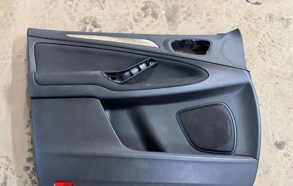 Ford S-MAX Front door card panel trim 