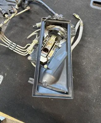 Volkswagen PASSAT B4 Fuel distributor 026133353