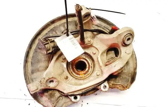 Mercedes-Benz C AMG W204 Rear wheel hub