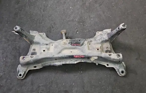 Toyota Yaris Front axle beam IMPRK1424894